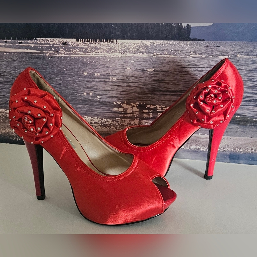 Lasonia Red Satin Platform Heels